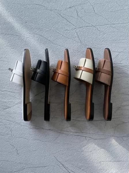 Designer-Inspired Leather Slide Sandals Collection with Iconic Hardware — image 2