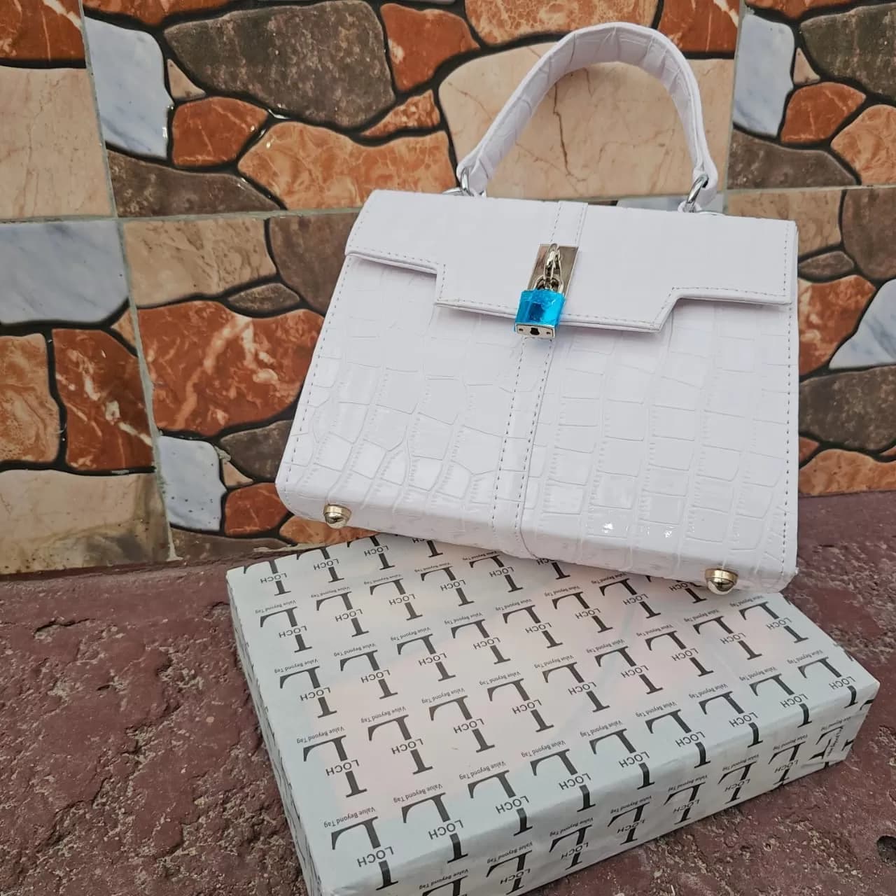 LOCH Elegant White Crocodile-Embossed Top-Handle Handbag with Decorative Lock — image 1