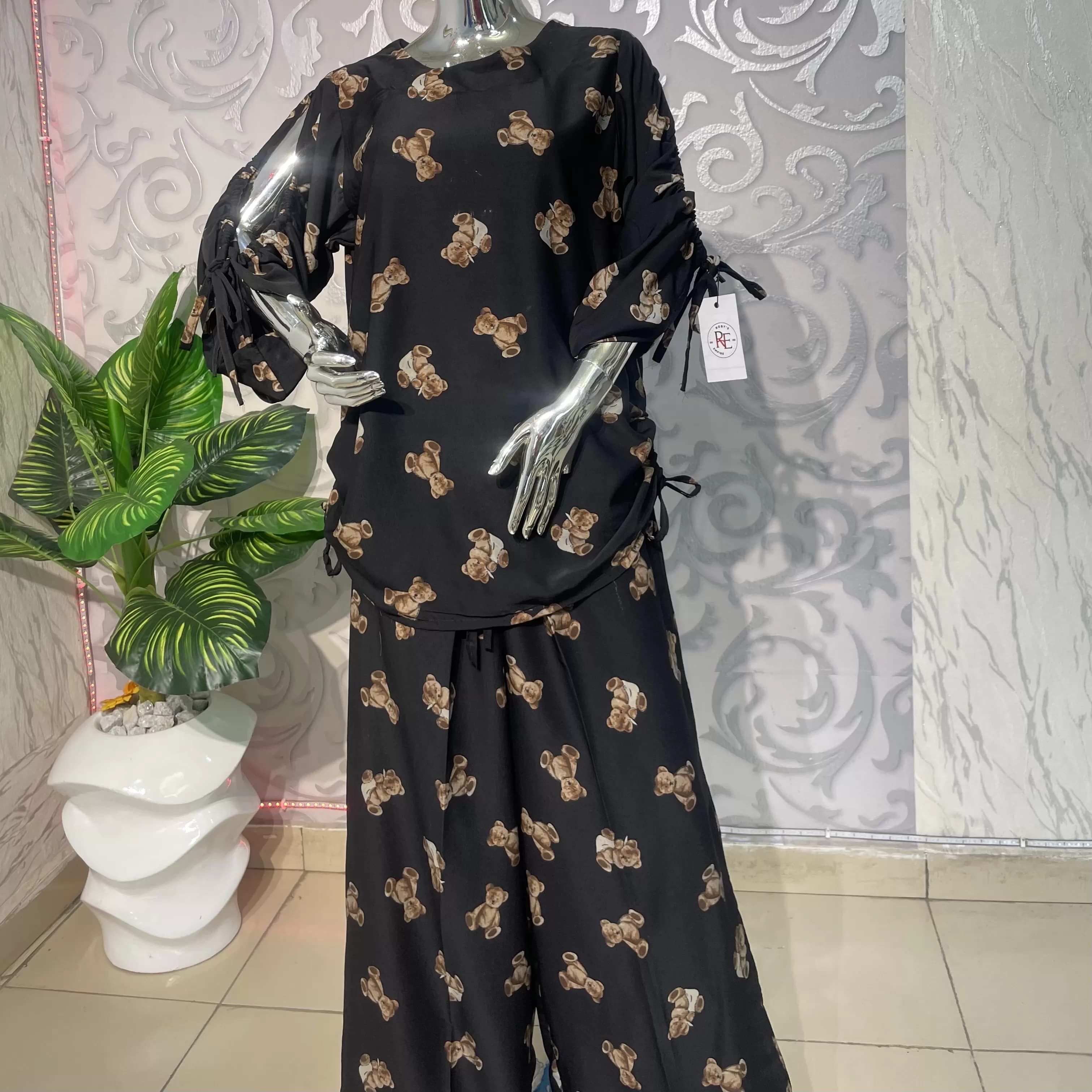 Stylish 2-Piece Relaxed Fit Palazzo Set with Bear Print — image 1