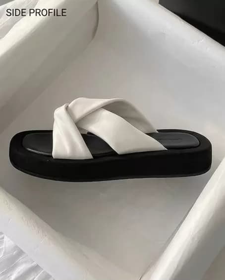 Women's Chic Knotted Puffy Strap Slide Sandals – White & Black — image 3