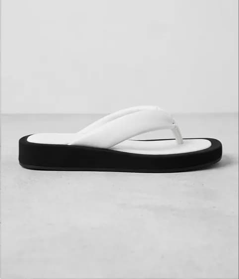 Women's Puffy Platform Thong Sandals – White & Black — image 3